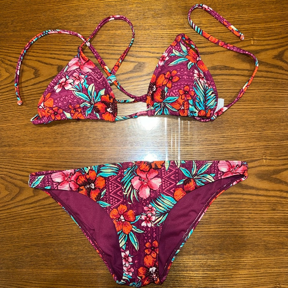 Hollister Tropical Floral Bikini Set in Burgundy and Green